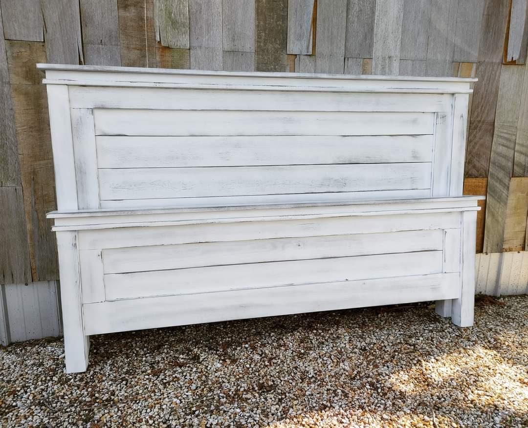 The Biloxi Farmhouse Bed