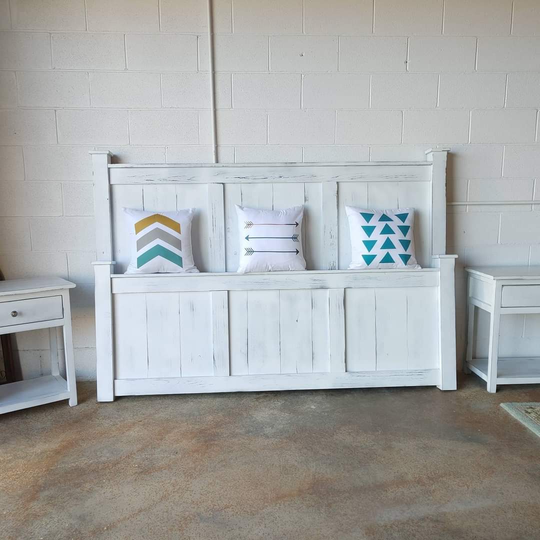 The Mims Farmhouse Bed