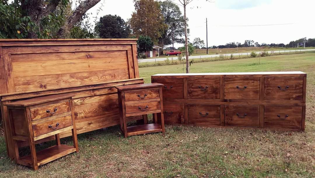 The Biloxi Farmhouse Bed