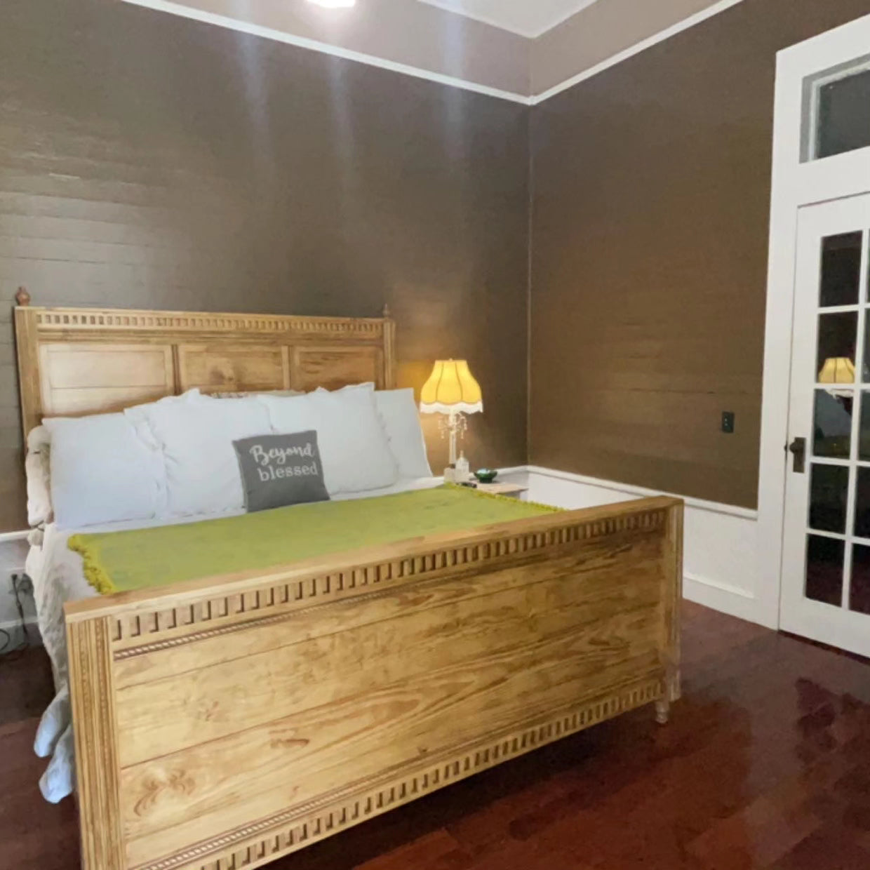 The Anne Farmhouse Bed