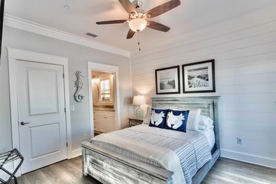 The Biloxi Farmhouse Bed
