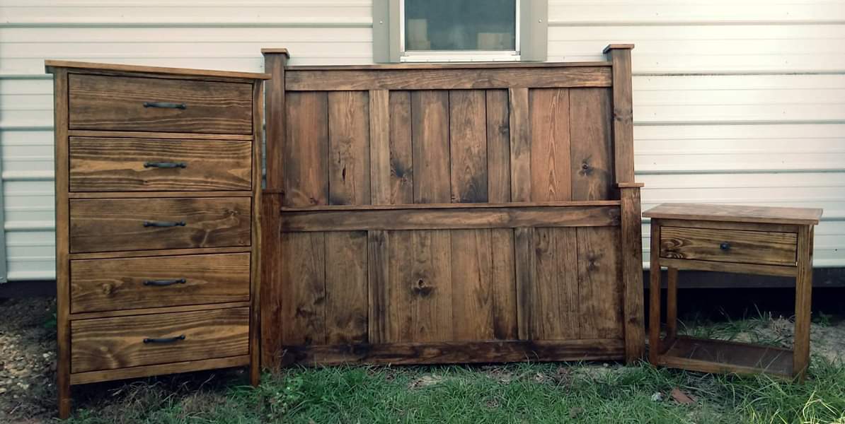 The Mims Farmhouse Bed