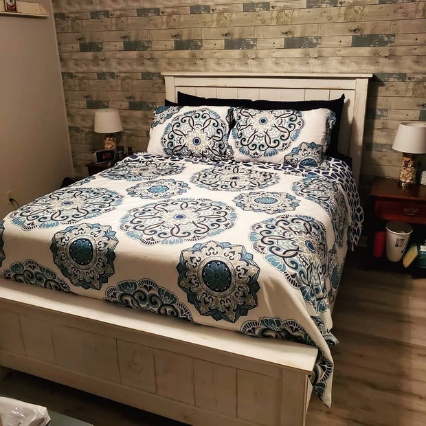 Standard Farmhouse Storage Bed