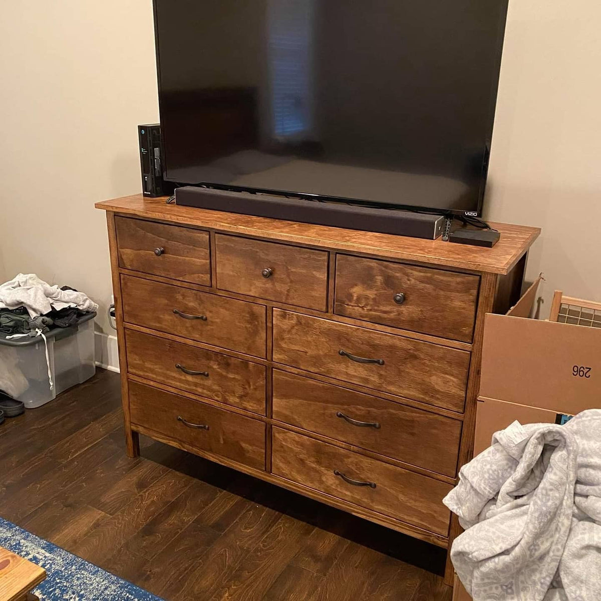 Standard 9 Drawer Dresser
