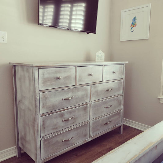 Standard 9 Drawer Dresser
