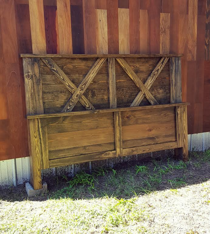 The X Farmhouse Bed