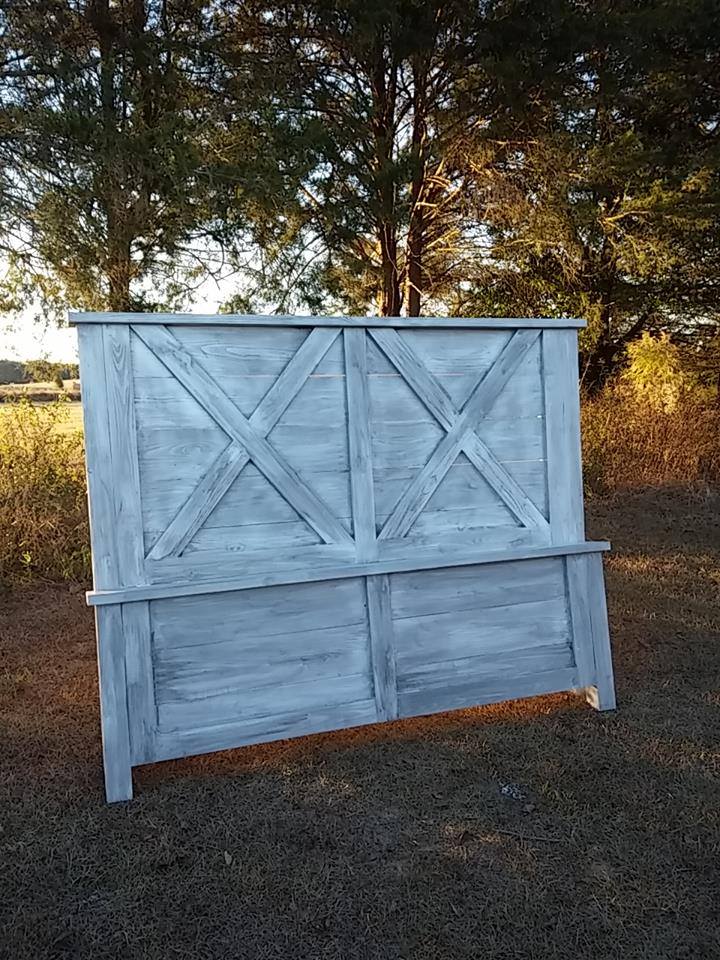 The X Farmhouse Bed