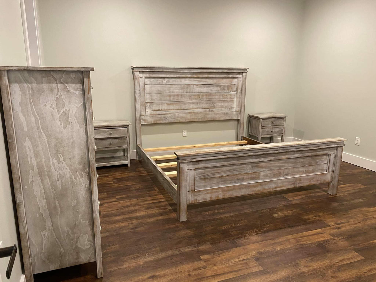 The Biloxi Farmhouse Bed